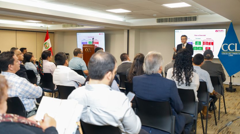 CCL capacita a sus asociados en conferencia magistral (2)