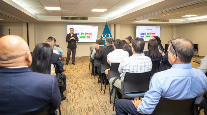 CCL capacita a sus asociados en conferencia magistral (3)
