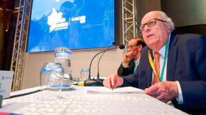 Economía peruana mantiene recuperación y crece 3.7 % en abril