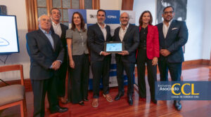 ICPNA y Dionisio Romero University firman convenio para incorporar el inglés en sus programas